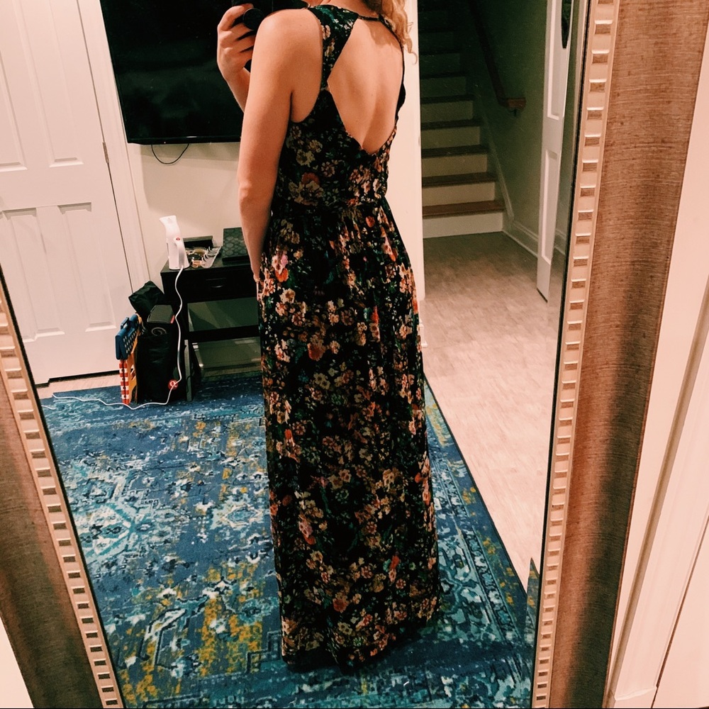 Pull & Bear floral maxi dress - Picture 4 of 8